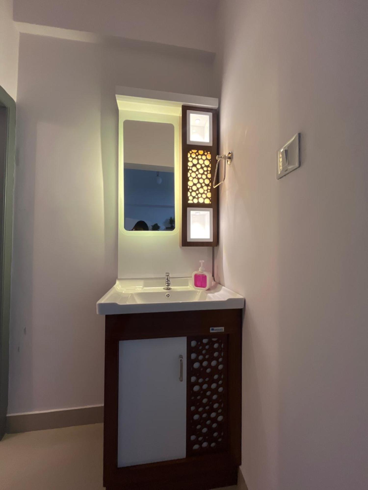 Hotel Le Marina Residency Kozhikode Exterior foto